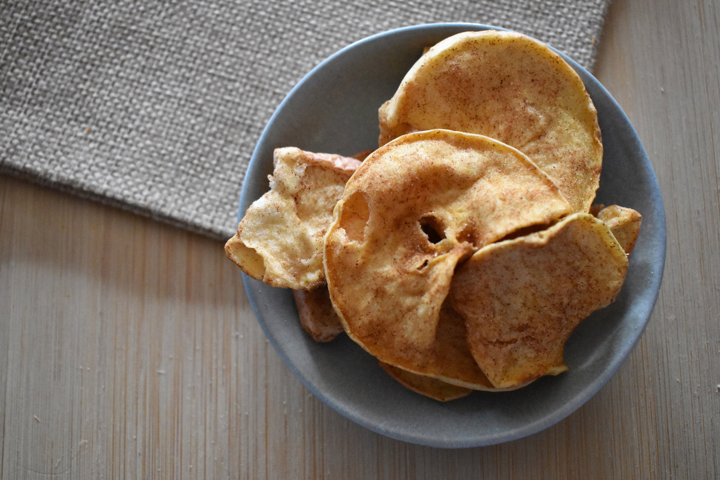 Mela chips con cannella