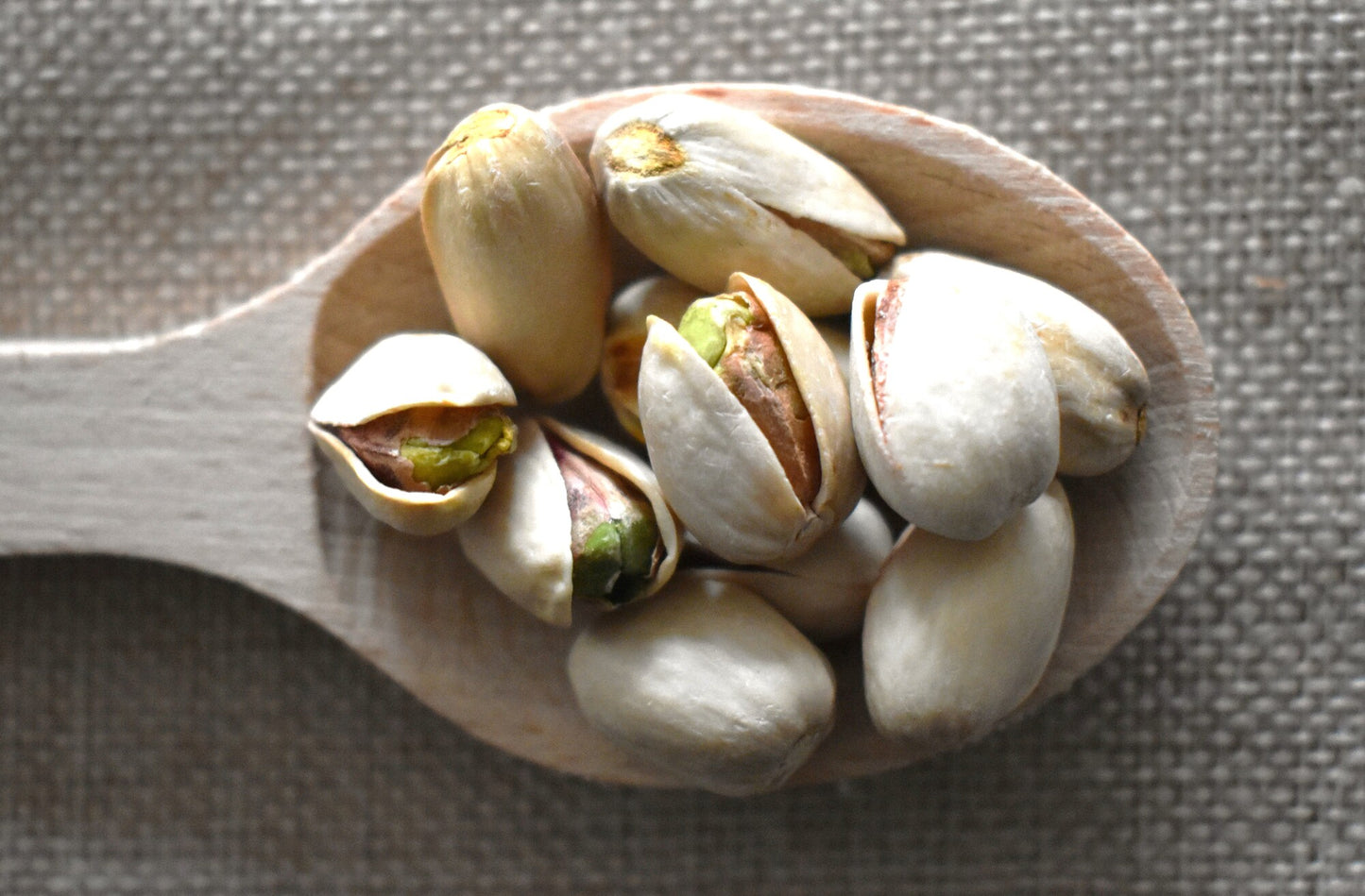 Pistacchi tostati e salati